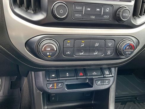 Used 2015 GMC Canyon SLT image 32