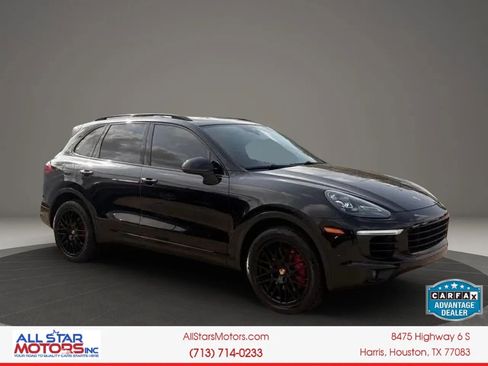 Used 2016 Porsche Cayenne S AWD/4WD image 1