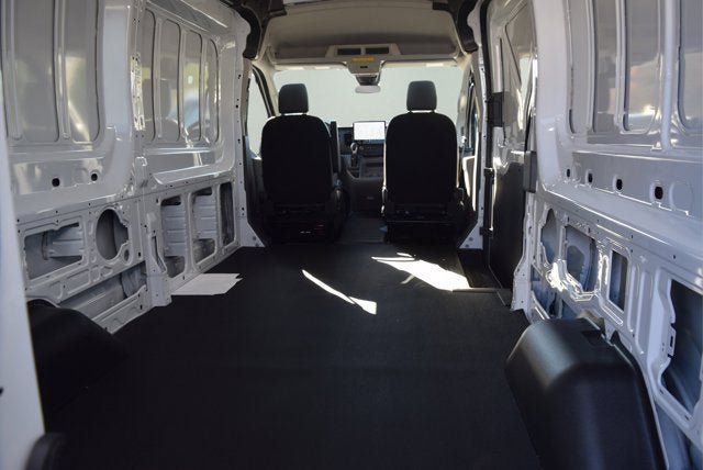 New 2026 Ford Transit 250 148 Medium Roof RWD image 4