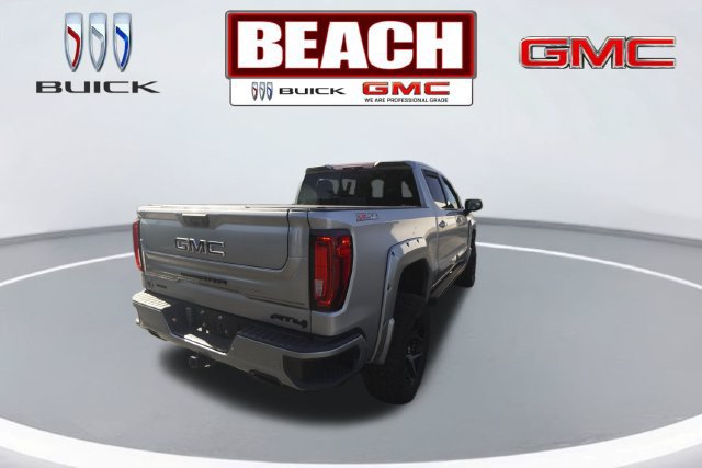 Used 2023 GMC Sierra 1500 AT4 w/ AT4 Premium Package AWD/4WD image 3