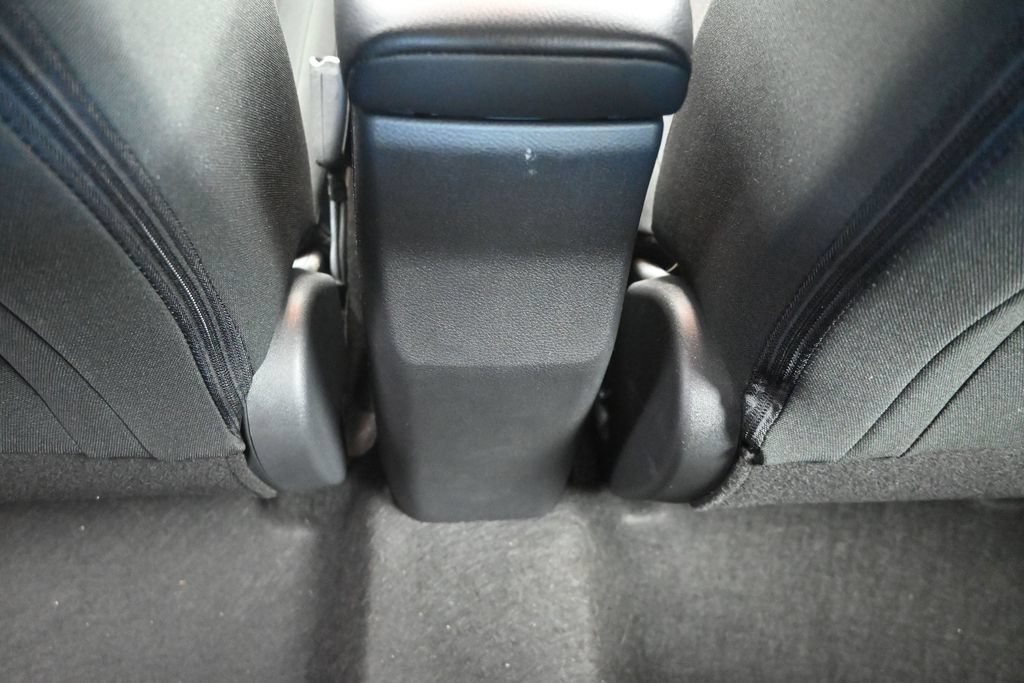 Used 2025 Nissan Kicks S AWD/4WD image 17