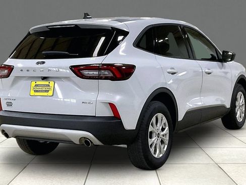 Certified 2025 Ford Escape Active AWD/4WD image 12