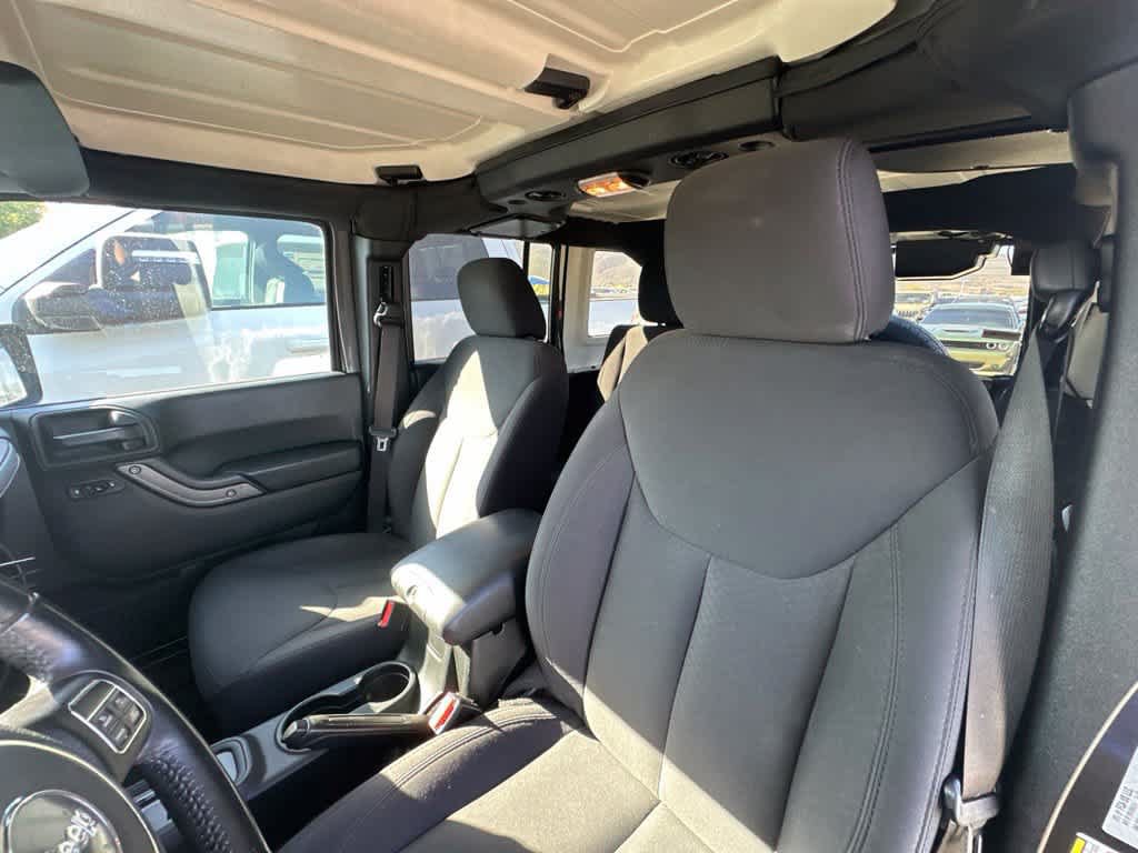 Used 2018 Jeep Wrangler Unlimited Sport S AWD/4WD image 8