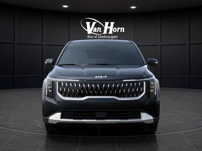 New 2026 Kia Carnival LX
