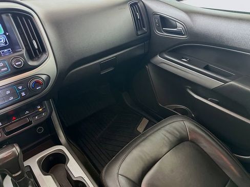 Used 2017 Chevrolet Colorado LT w/ Luxury Package, Chrome image 24