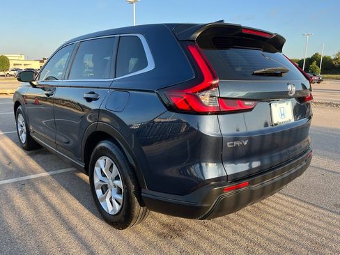 Used 2023 Honda CR-V LX image 6