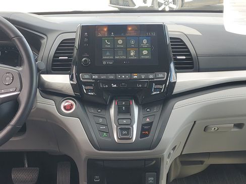 Used 2024 Honda Odyssey EX-L image 17