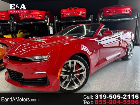 Used 2022 Chevrolet Camaro SS RWD image 1