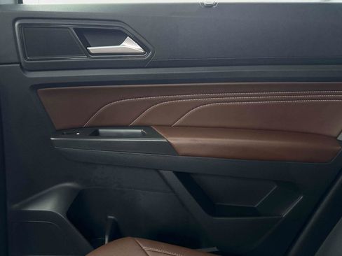 Used 2022 Volkswagen Atlas SE image 15