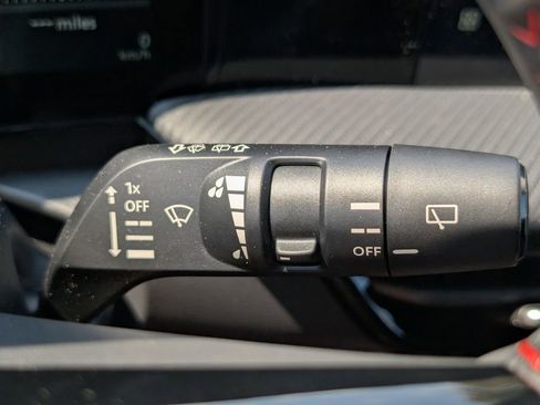 New 2026 Nissan Kicks SR image 25