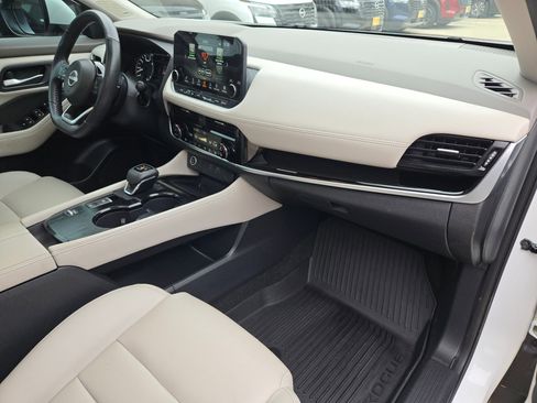 Certified 2023 Nissan Rogue SL w/ SL Premium Package FWD image 29