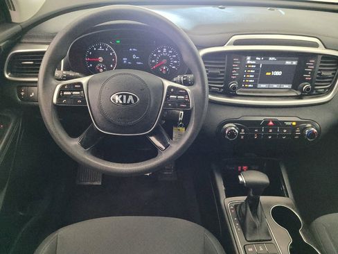 Used 2019 Kia Sorento AWD image 22