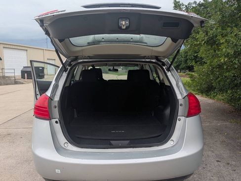 Used 2013 Nissan Rogue S AWD/4WD image 5