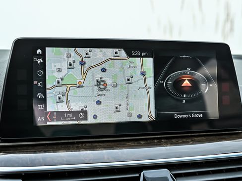 Used 2017 BMW 530i xDrive AWD/4WD image 32