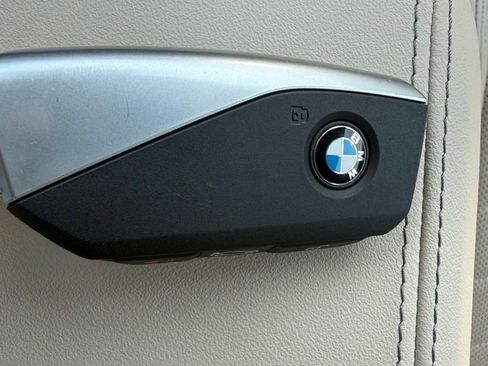 Used 2025 BMW X2 xDrive28i w/ Premium Package AWD/4WD image 18