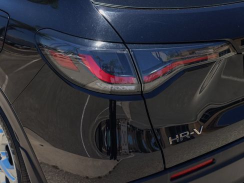 Used 2024 Honda HR-V LX image 7