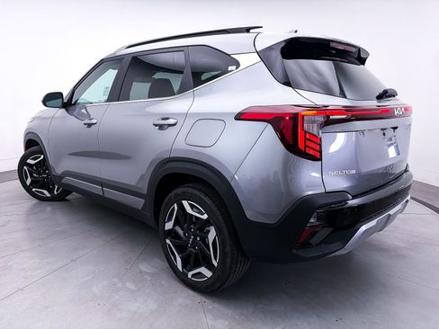 Certified 2025 Kia Seltos SX AWD/4WD image 2