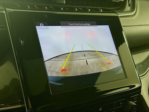 Used 2021 Jeep Grand Cherokee L Laredo image 22