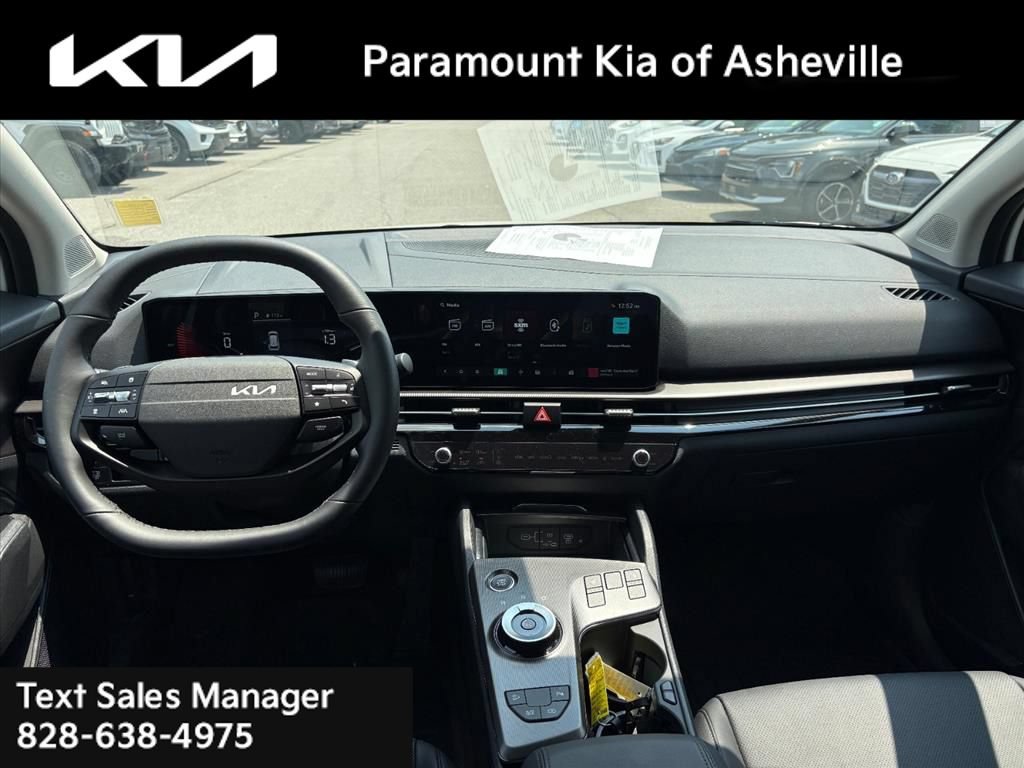 Certified 2026 Kia Sportage EX AWD/4WD image 7
