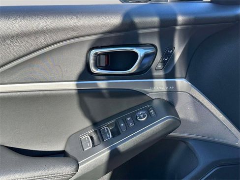 Used 2023 Acura Integra A-Spec image 13