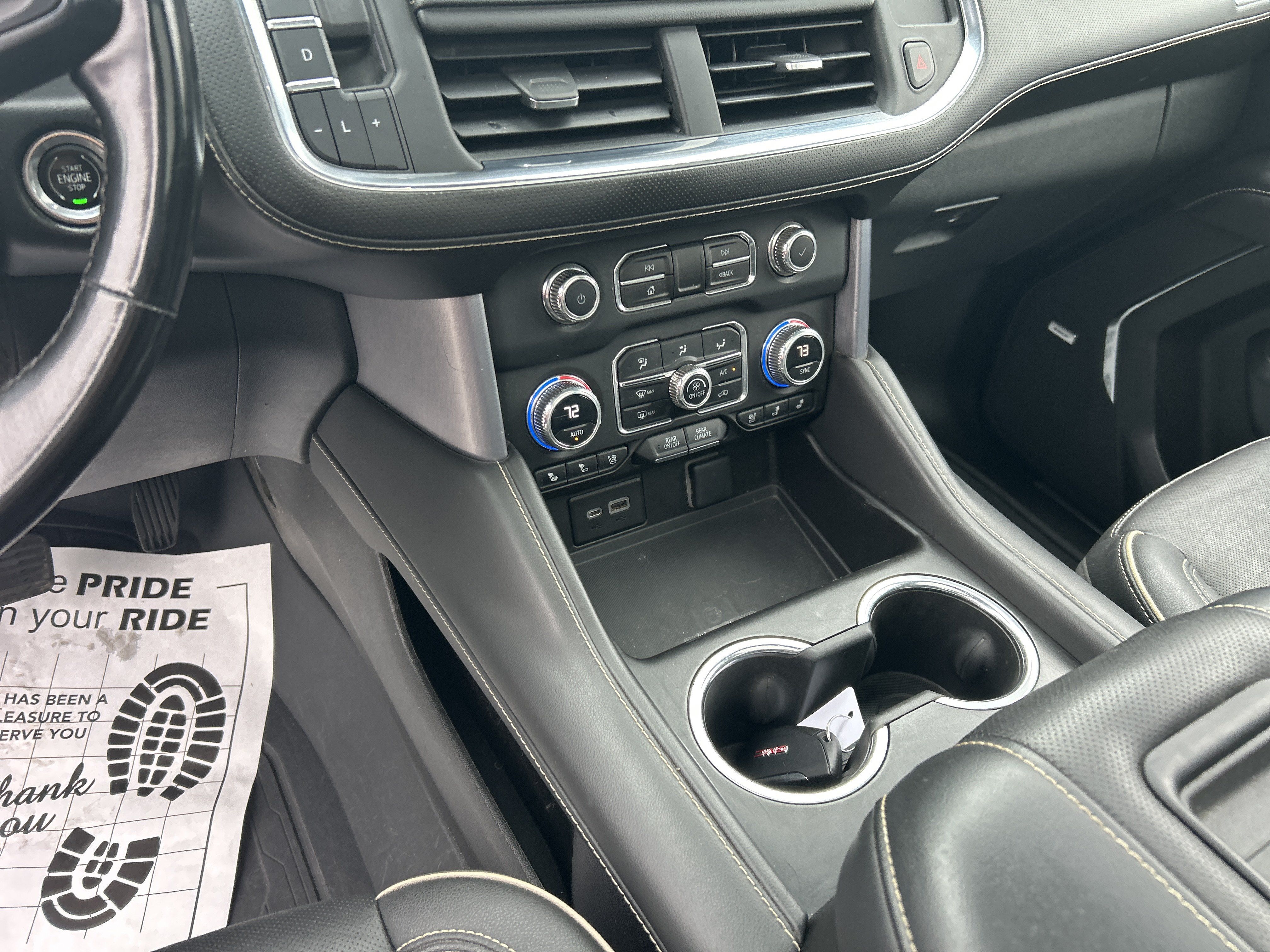 Certified 2023 GMC Yukon XL SLT w/ SLT Premium Package AWD/4WD image 27