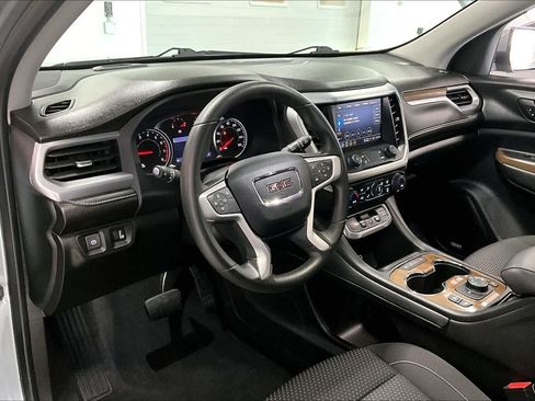Used 2023 GMC Acadia SLE w/ Driver Convenience Package AWD/4WD image 2