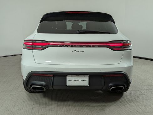New 2026 Porsche Macan AWD/4WD image 10