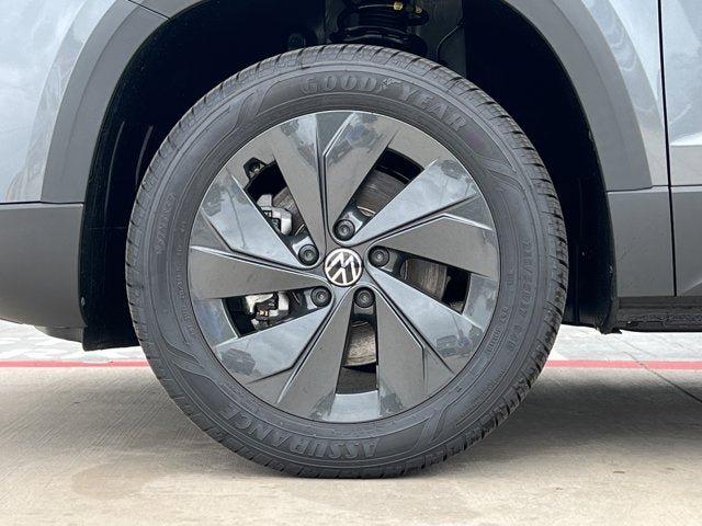 New 2025 Volkswagen Taos S FWD image 9