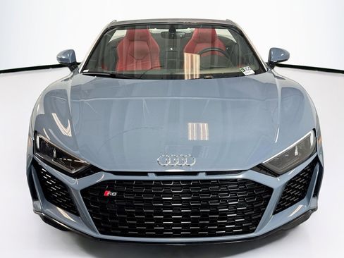 Used 2023 Audi R8 V10 performance w/ Premium Package image 2