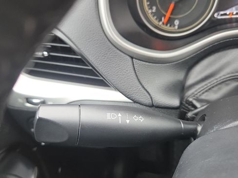 Used 2016 Jeep Cherokee Trailhawk image 29