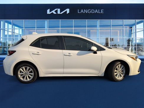 Used 2024 Toyota Corolla SE image 3