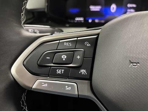 New 2025 Volkswagen Taos S image 23