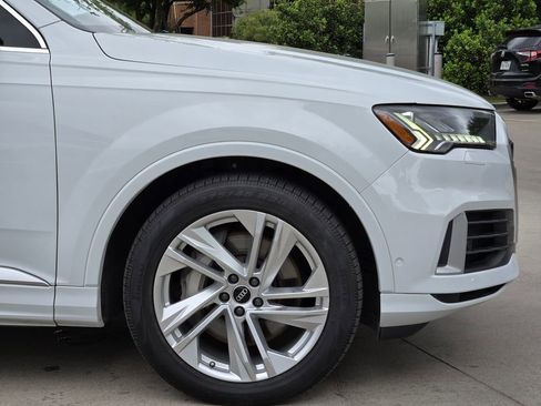 Used 2021 Audi Q7 3.0T Prestige AWD/4WD image 13