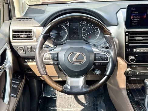 Used 2022 Lexus GX 460 Premium w/ Premium Package AWD/4WD image 23