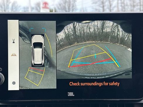 New 2025 Toyota RAV4 Limited image 30