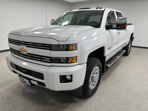 Used 2018 Chevrolet Silverado 2500 LTZ w/ Custom Sport Edition AWD/4WD image 4