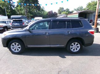 Used 2011 Toyota Highlander 4WD w/ Tech Pkg image 1