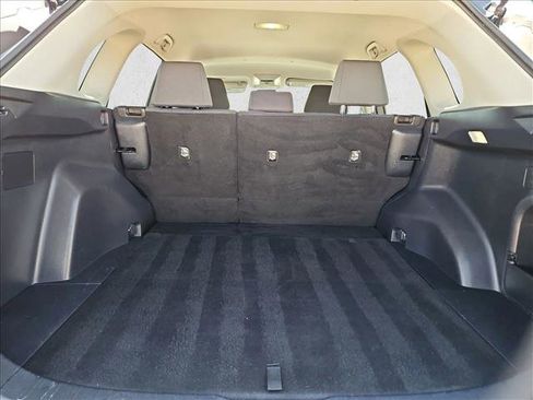 Used 2022 Toyota RAV4 XLE image 6