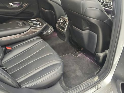 Used 2015 Mercedes-Benz S 550 Sedan image 28