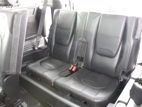Used 2020 Land Rover Defender 110 X AWD/4WD image 28
