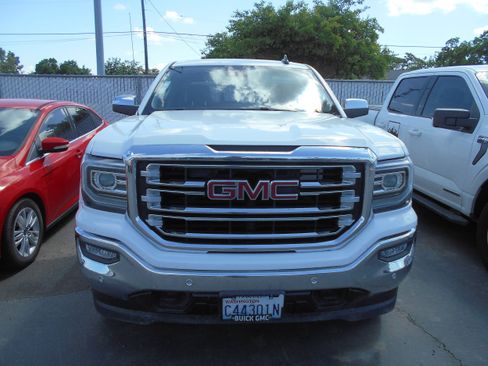 Used 2018 GMC Sierra 1500 SLT AWD/4WD image 2