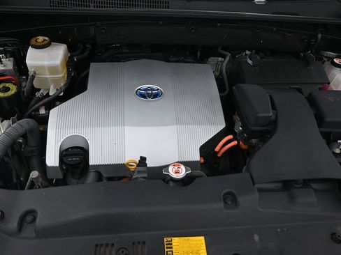 Used 2018 Toyota Highlander LE image 47