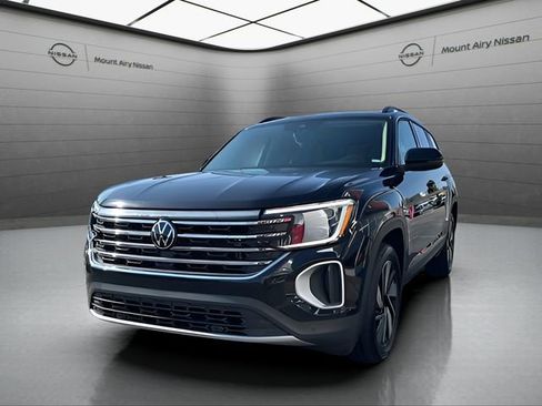 Used 2024 Volkswagen Atlas SE image 7