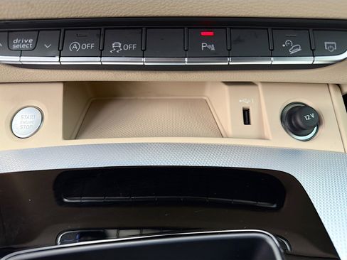 Used 2025 Audi Q5 2.0T Premium Plus image 31