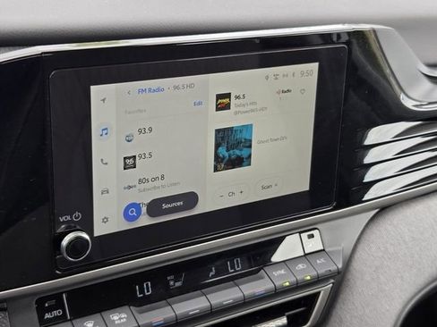 Used 2025 Toyota Camry LE image 20