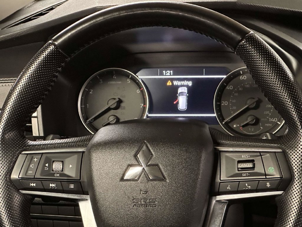Used 2024 Mitsubishi Outlander SE AWD/4WD image 20