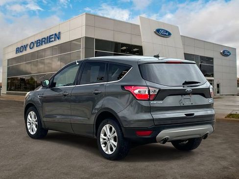 Certified 2017 Ford Escape SE image 3