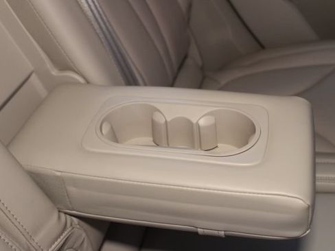 Used 2019 Lincoln MKC Select w/ Select Plus Package AWD/4WD image 15