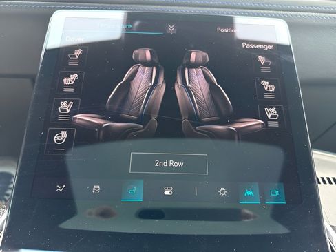 Used 2025 Cadillac Escalade IQ Luxury 1 AWD/4WD image 16