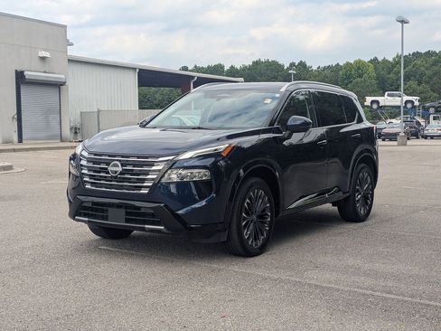 Used 2025 Nissan Rogue Platinum w/ Tech Package AWD/4WD image 7